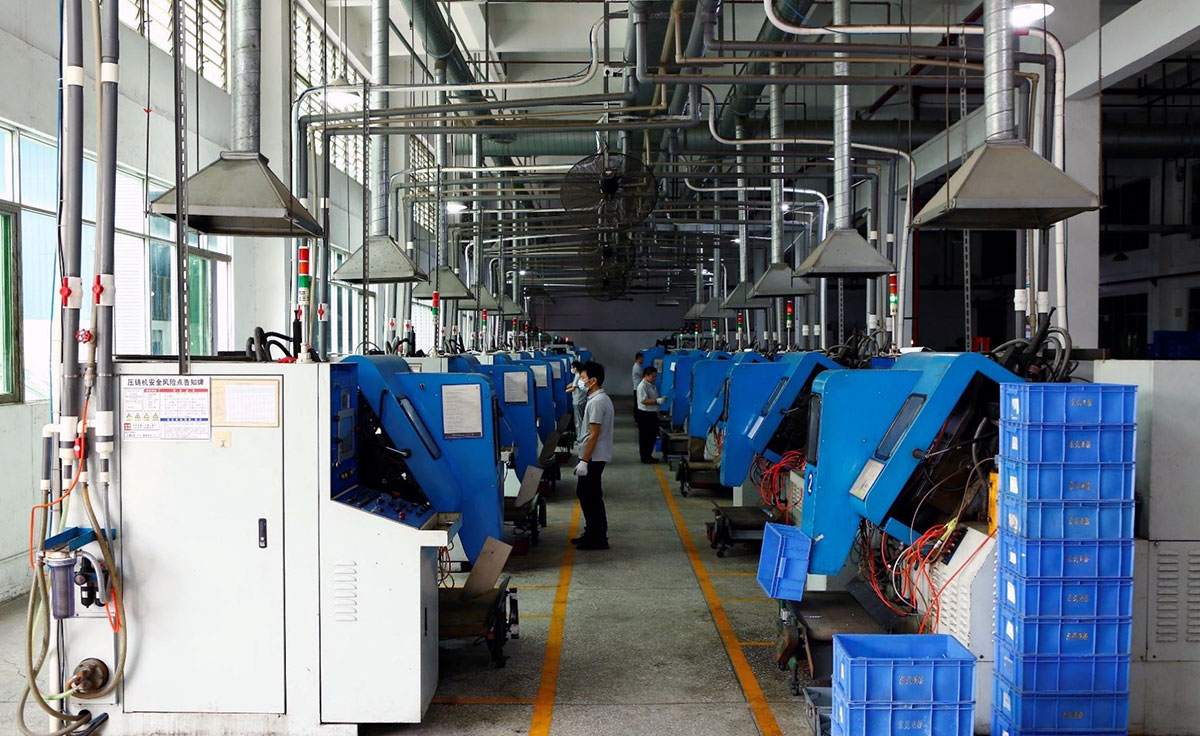 鋅合金壓鑄生產(chǎn)部